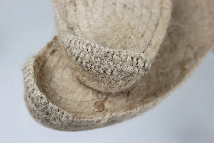 #1763 | Medium Wedge Soles With Toe Flower