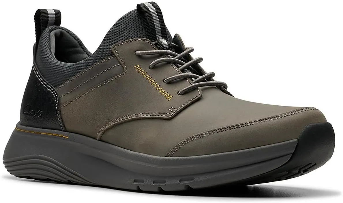 Clarks Mens Motion Trek Laceless Leather Hiking Shoes
