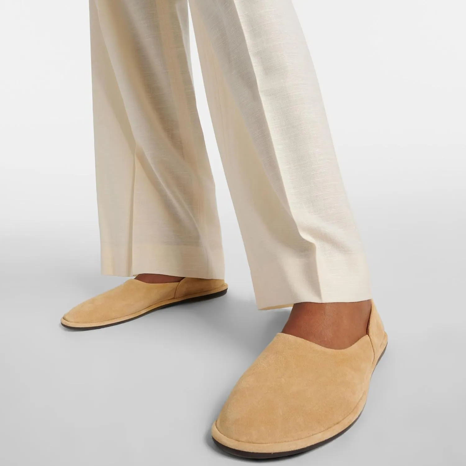 Cute Ballet Flats for Women Suede Closed Toe Slip On Mary Jane Flats Casual Ballerina Shoes Comfortable Daily Dress Shoes.