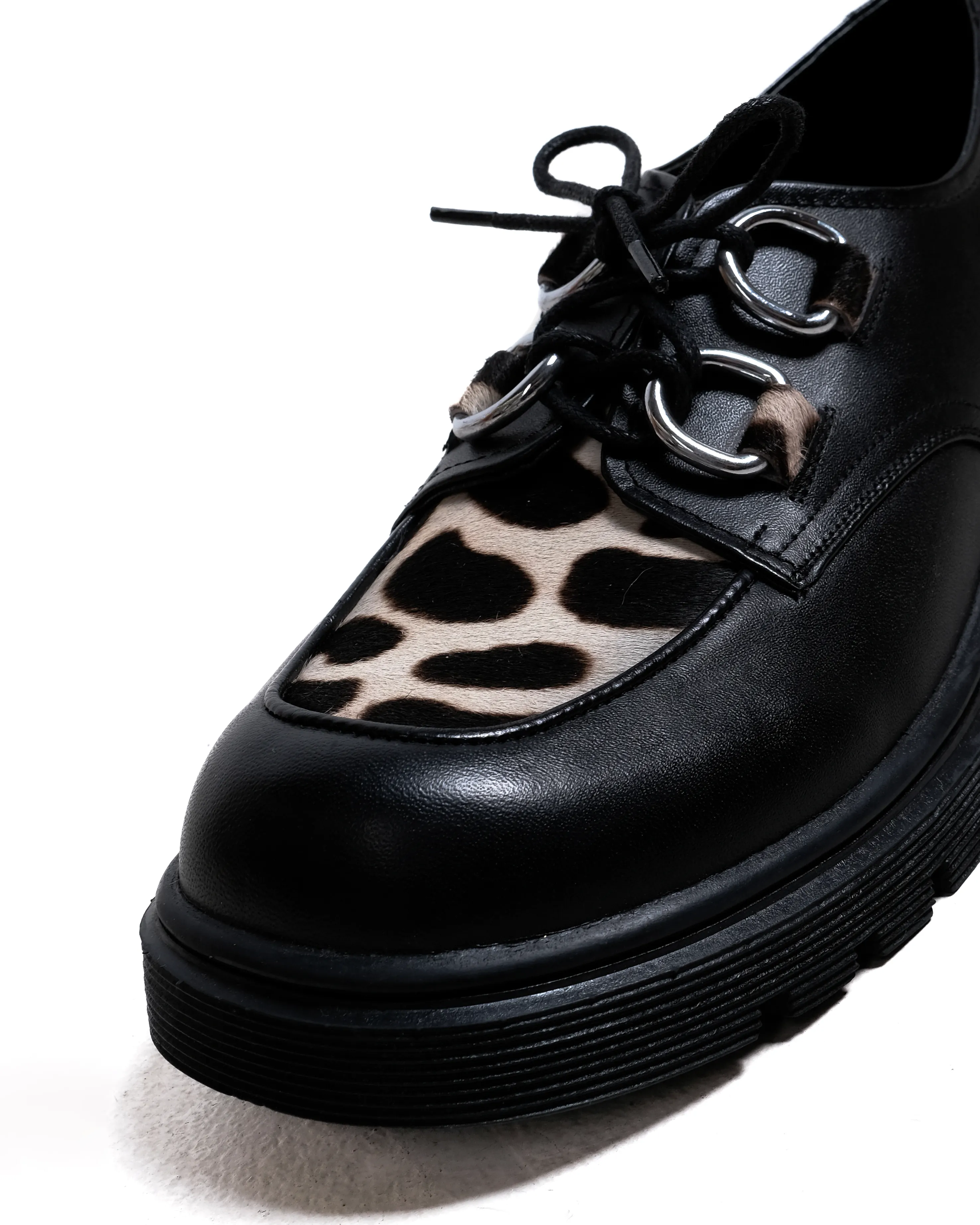 Dorja: Moo - Theo Loafers