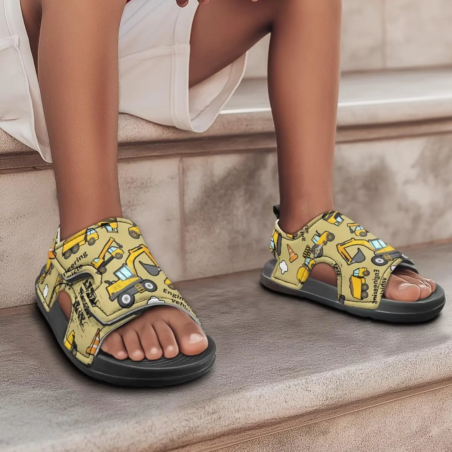 Kids Sandals Boys Girls Summer Outdoor Non-slip Athletic Sandals Adjustable Sport Sandal Lightweight Beach Gifts for Toddler/Little/Big Kid
