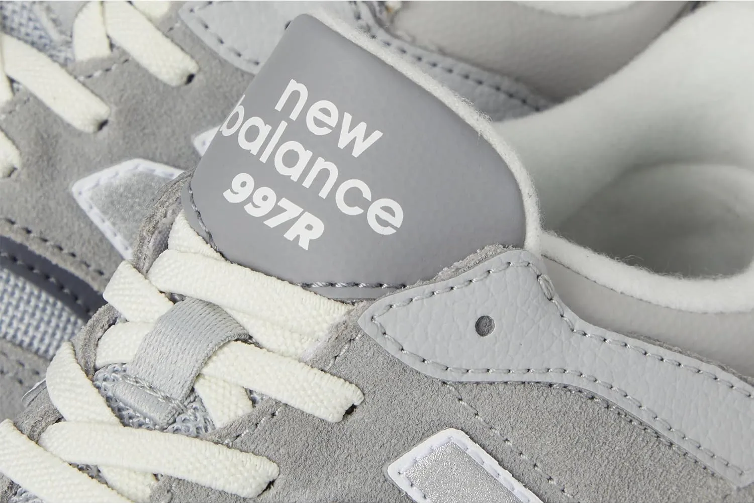 New Balance Unisex-Child 997r V1 New-b Hook & Loop Sneaker