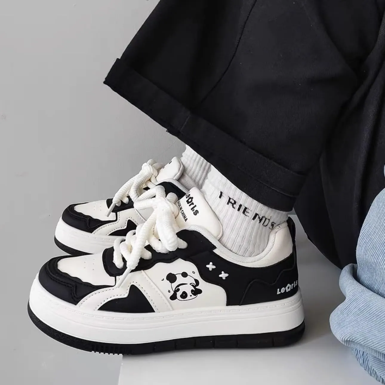 Panda Shoes Walking Sneakers for Women Y2k Platform Shoes for Women Spring Summer Vacation (Black,8.5)