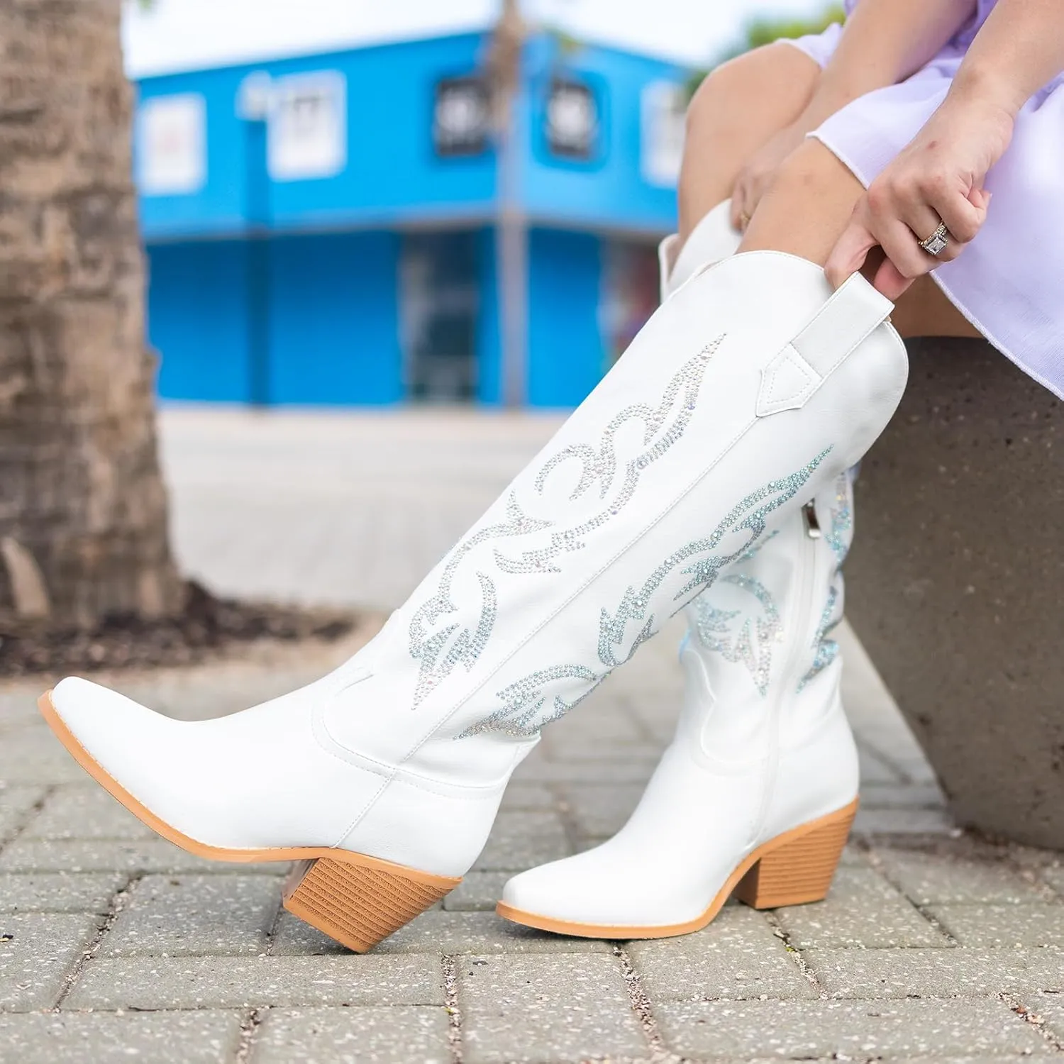 White Cowboy Boots for Women - Wide Calf Rhinestone Cowgirl Boots, Women Knee High Western Boots, Glitter Sparkly Ladies Tall Boots with Classic Embroidery and Side Zipper, Retro Classic Country Boots Pull On for Ladies