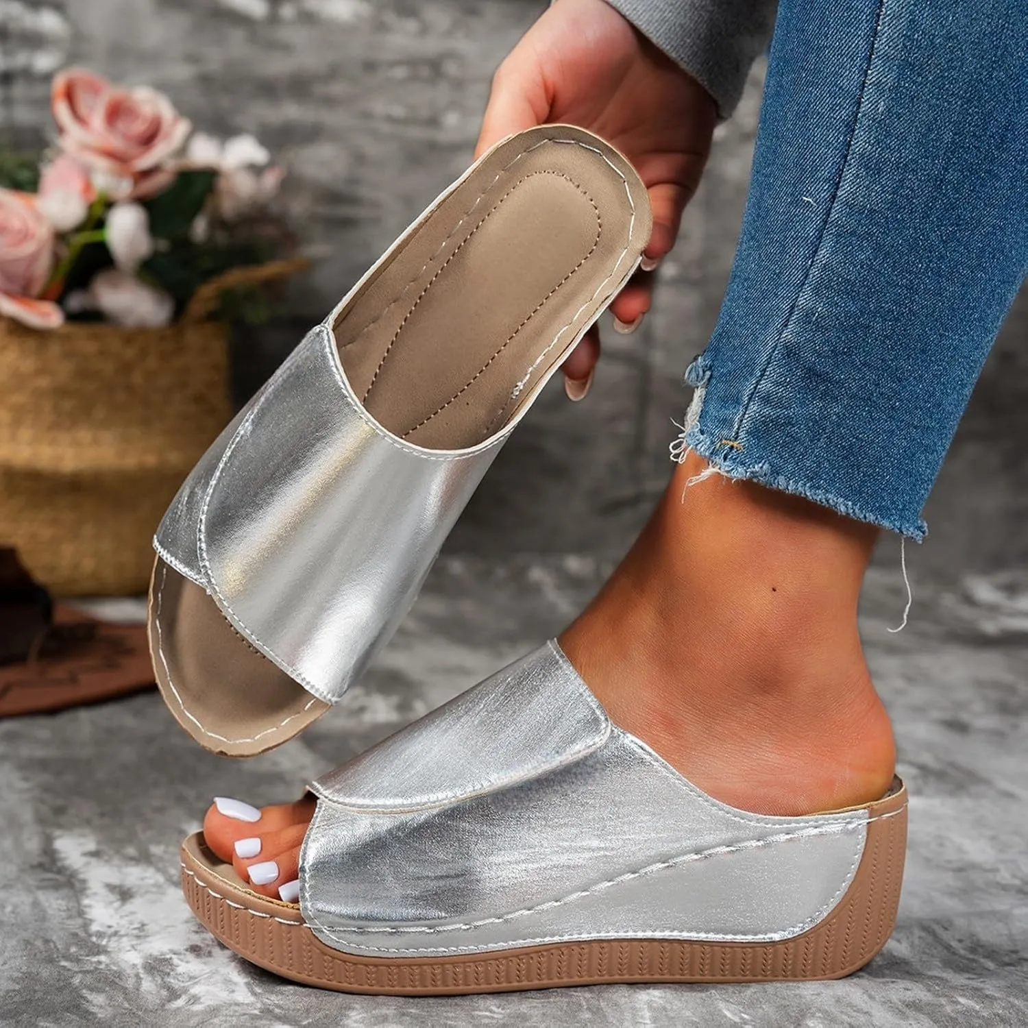 Women Walking Sandals Arch Support Orthotic Comfortable Non-Slip Casual Open Toe Sport Sandals Lightweight Athletic Yoga Mat Slippers for Walking Vacation