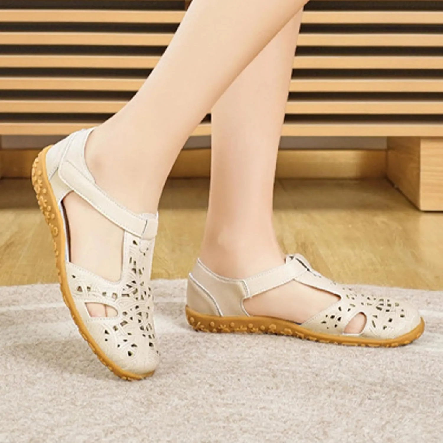 Women's Closed Toe Gladiator Sandals,Comfort Cut-Out Leather Ankle T-Strap Orthopedic Dressy Casual Boho Beach Shoes