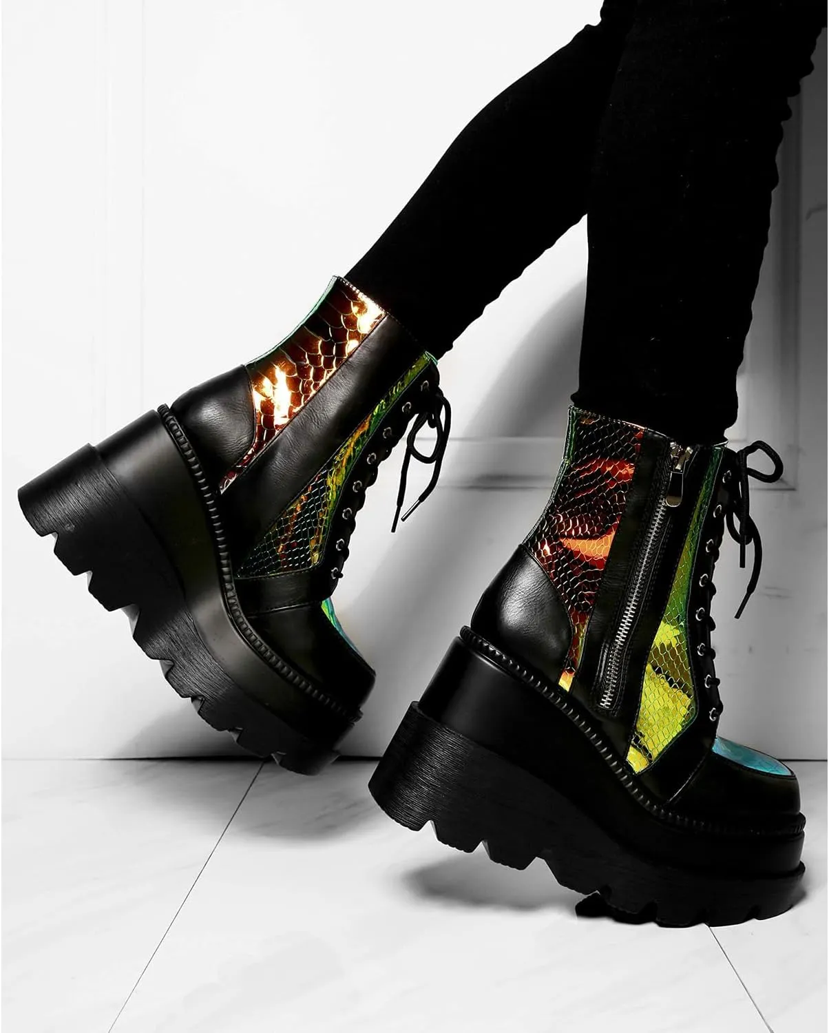 Women's Halloween Fashion Chunky Heel Ankle Booties Lace up Buckle Goth Motorcycle Platform Boot Military Combat Boots