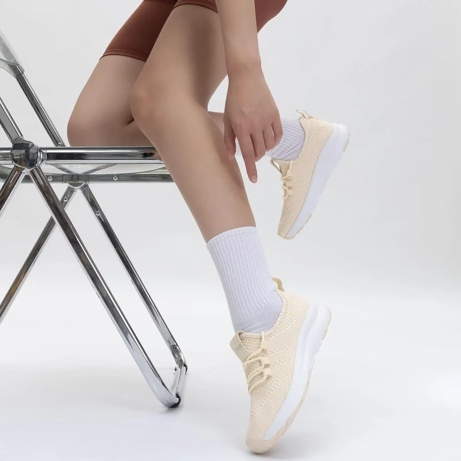 ZYEN Wide Toe Box Shoes Women Non-Slip Ultra Light Running Sneakers Extra Wide Feet Arch Support Walking Shoes Tennis Diabetes Breathable Gym Workouts 6-12
